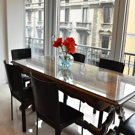 Bruzzanese Apartment