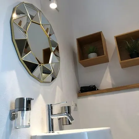 Bruzzanese Apartman *