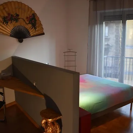 Bruzzanese Apartament Mediolan
