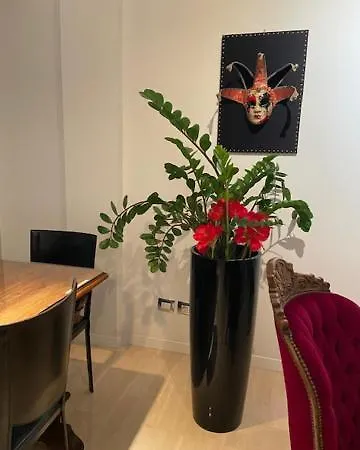 Appartement Bruzzanese Milaan