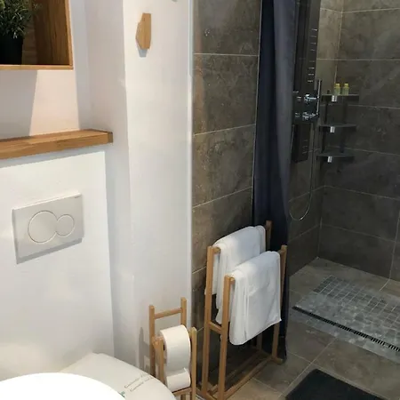 Appartement Bruzzanese